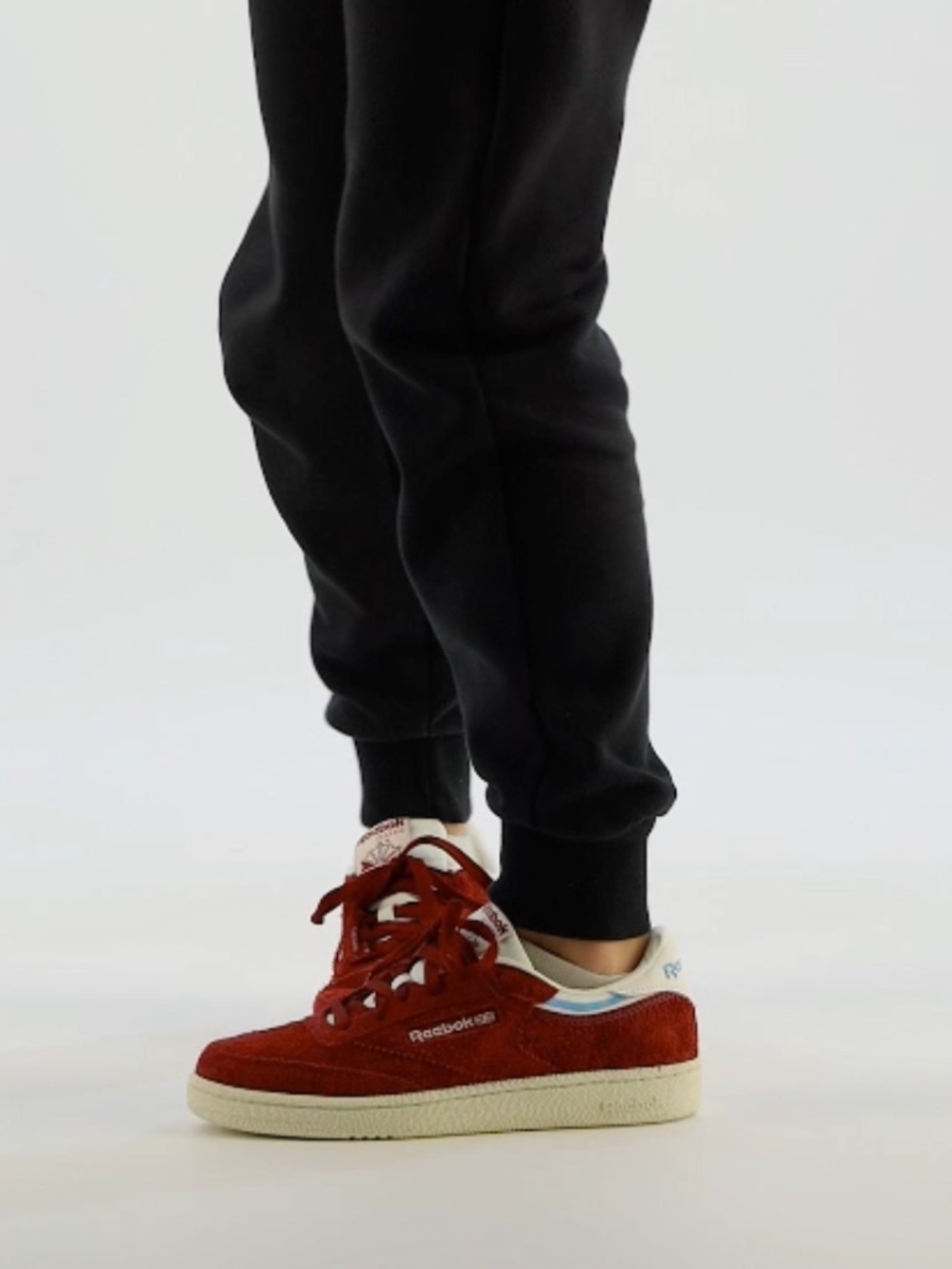 Reebok Classics Club C  85 Trainers Sneakers Hairy Suede Low-Top Sneakers Red 9 - Picture 8 of 15